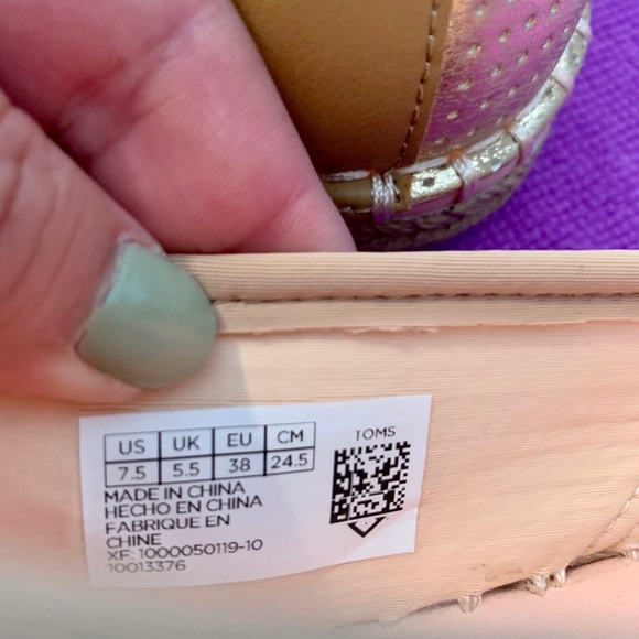 Gold slip on Toms - Picture 4 of 5